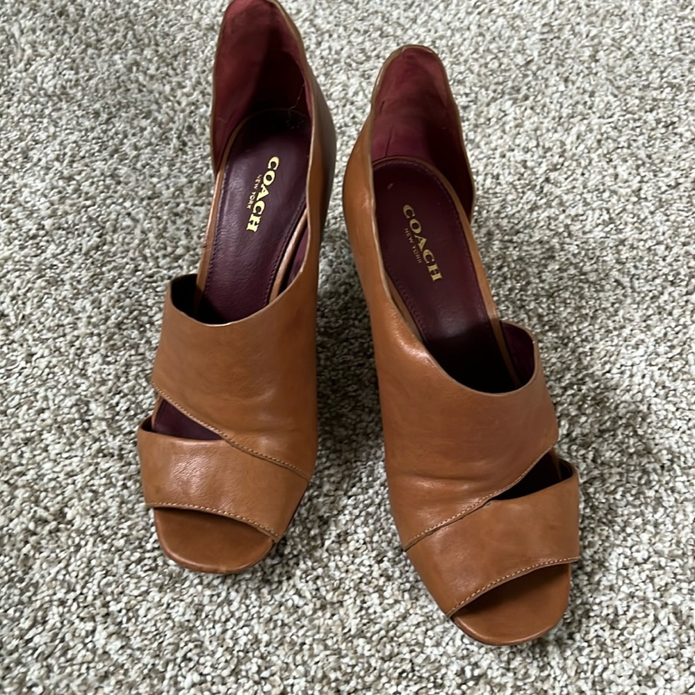 Coach leather open toed high heels 👠 size 7